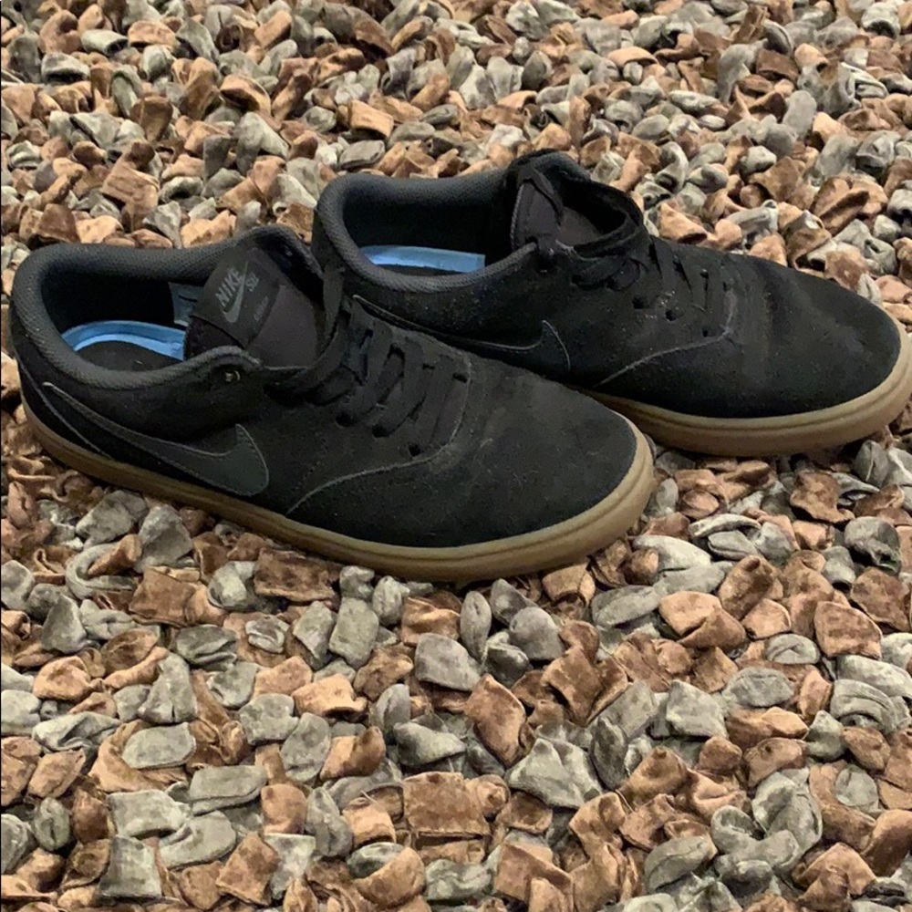 NIKE SN CHRON 2